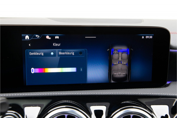 Mercedes-Benz CLA-Klasse 200 AMG Premium Pano, Nightpack, Key-Less, 2025