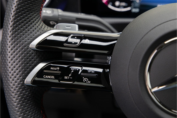 Mercedes-Benz CLA-Klasse 200 AMG Premium Pano, Nightpack, Key-Less, 2025