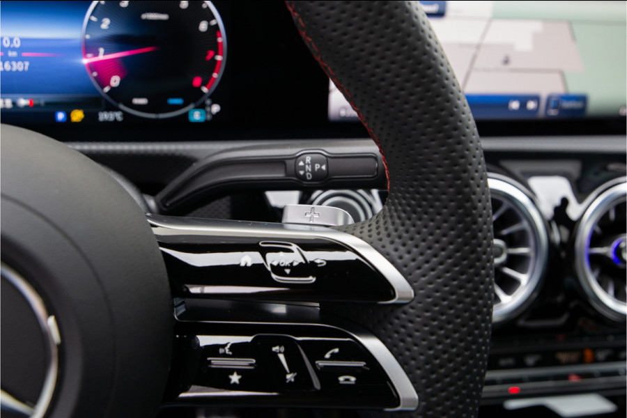 Mercedes-Benz CLA-Klasse 200 AMG Premium Pano, Nightpack, Key-Less, 2025