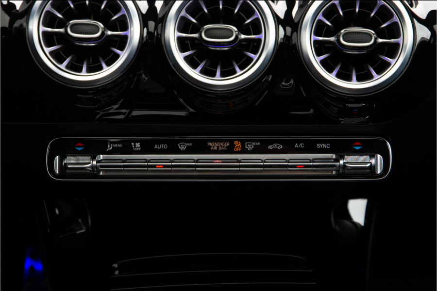 Mercedes-Benz CLA-Klasse 200 AMG Premium Pano, Nightpack, Key-Less, 2025