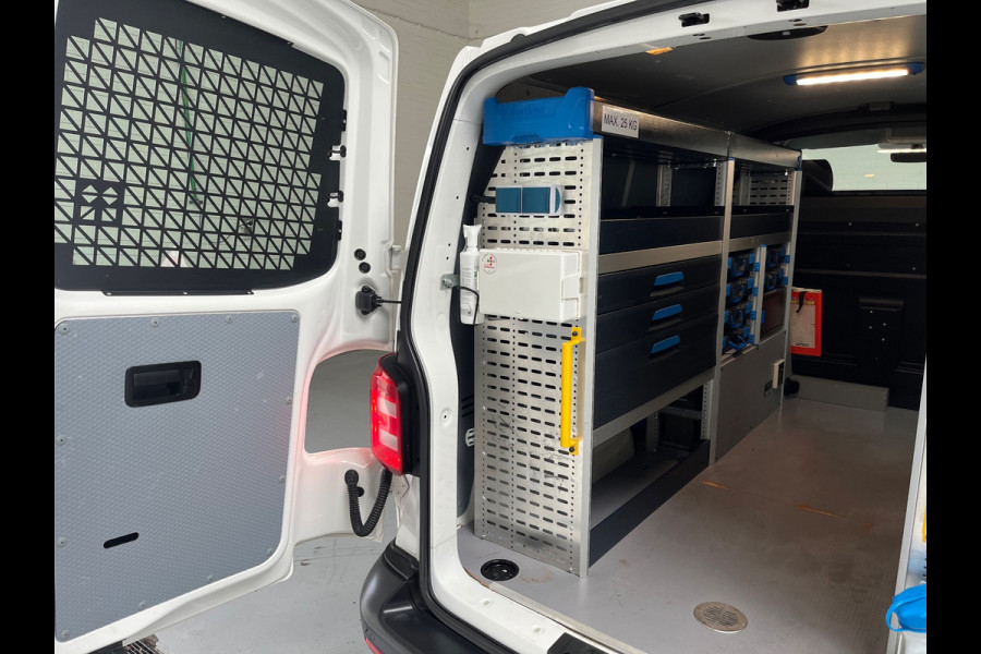 Volkswagen Transporter Servicewagen 2.0 TDI 102PK euro6 L1H1 Sortimo Inrichting, V230 Omvormer, Standkachel, RIJKLAARPRIJS!