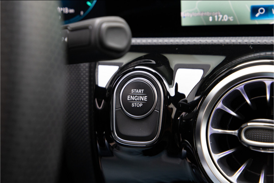 Mercedes-Benz A-Klasse 250 e AMG Nightpack, Pano, Memory, Key-Less 2022