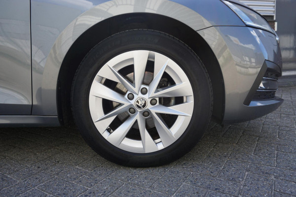 Škoda Octavia Combi 1.0 e-TSI Business Edition Plus/Trekhaak/Camera/ Travel Pakket.