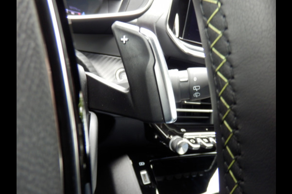 Peugeot 208 Hybrid e-DCS6 GT