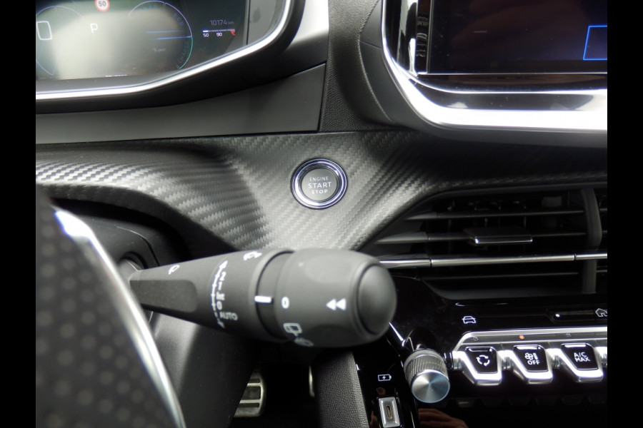 Peugeot 208 Hybrid e-DCS6 GT