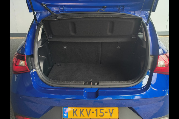 Hyundai i20 1.0 T-GDI Comfort Smart uit 2023 Rijklaar + Fabrieksgarantie tot 02-2028 Henk Jongen Auto's in Helmond,  al 50 jaar service zoals 't hoort!