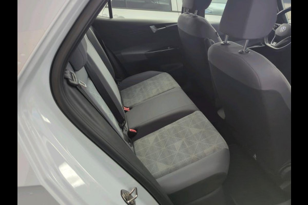 Volkswagen ID.3 First 58 kWh 204 pk | SOH 91,72% | Navigatie | Parkeersensoren | Apple Carplay/Android Auto | Stoel/stuur verwarming | Adaptieve cruise control |