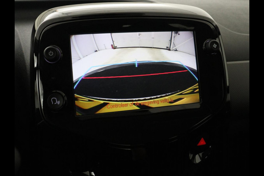 Peugeot 108 1.0 e-VTi Executive | Carplay | Camera | Climate control | Speedlimiter | Bluetooth | Lichtmetalen velgen | Origineel NL