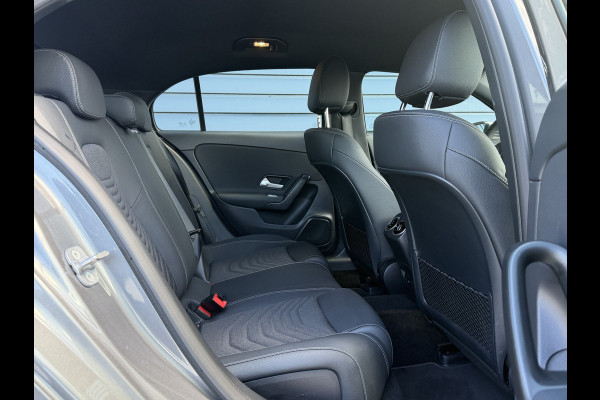 Mercedes-Benz A-Klasse 250 e Star Edition / Camera / Navigatie