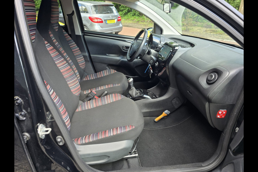 Citroën C1 1.0 VTi Feel | 2E EIGENAAR | 12MND GARANTIE | CAMERA | AIRCO | ELEC RAMEN | NW APK |