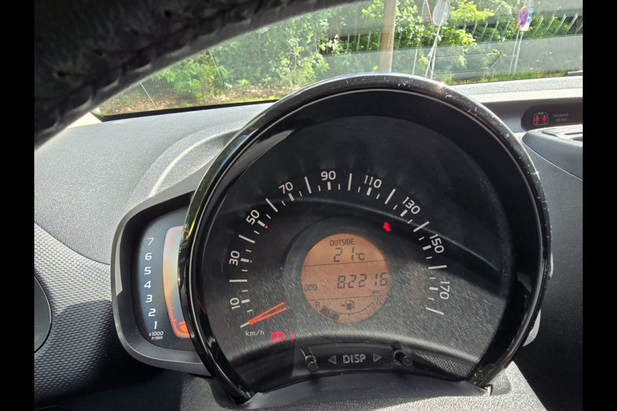 Citroën C1 1.0 VTi Feel | 2E EIGENAAR | 12MND GARANTIE | CAMERA | AIRCO | ELEC RAMEN | NW APK |