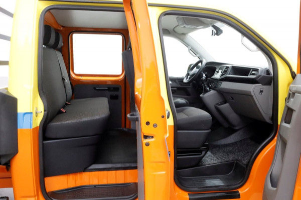 Volkswagen Transporter T6.1 2.0 TDI 110pk L2H1 D.C. Open Laadbak Airco/Carplay 03-2023
