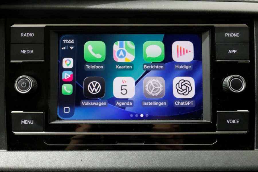 Volkswagen Transporter T6.1 2.0 TDI 110pk L2H1 D.C. Open Laadbak Airco/Carplay 03-2023