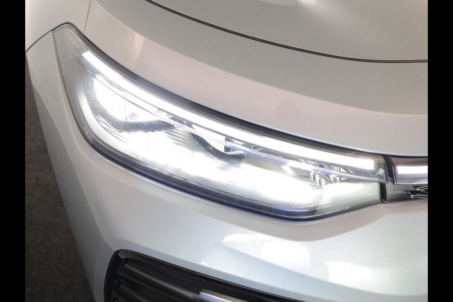 Volkswagen Tayron 1.5 eHybrid R-Line Edition 204 pk Automaat (DSG) | Verlengde garantie | Navigatie | Panoramadak | Trekhaak (wegklapbaar) | Parkeersensoren (Park assist) | Rondomzicht camera | Stoelverwarming | R-Line |