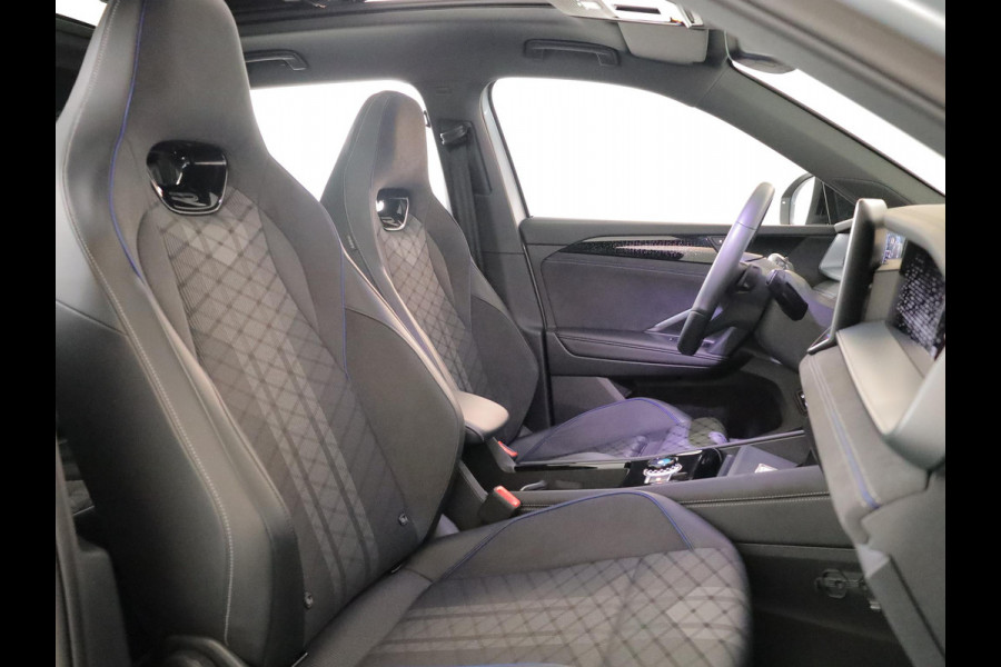 Volkswagen Tayron 1.5 eHybrid R-Line Edition 204 pk Automaat (DSG) | Verlengde garantie | Navigatie | Panoramadak | Trekhaak (wegklapbaar) | Parkeersensoren (Park assist) | Rondomzicht camera | Stoelverwarming | R-Line |