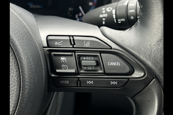 Toyota Yaris Cross 1.5 Hybrid Team D | Navi XL | Elek klep | Camera | Winter Pack