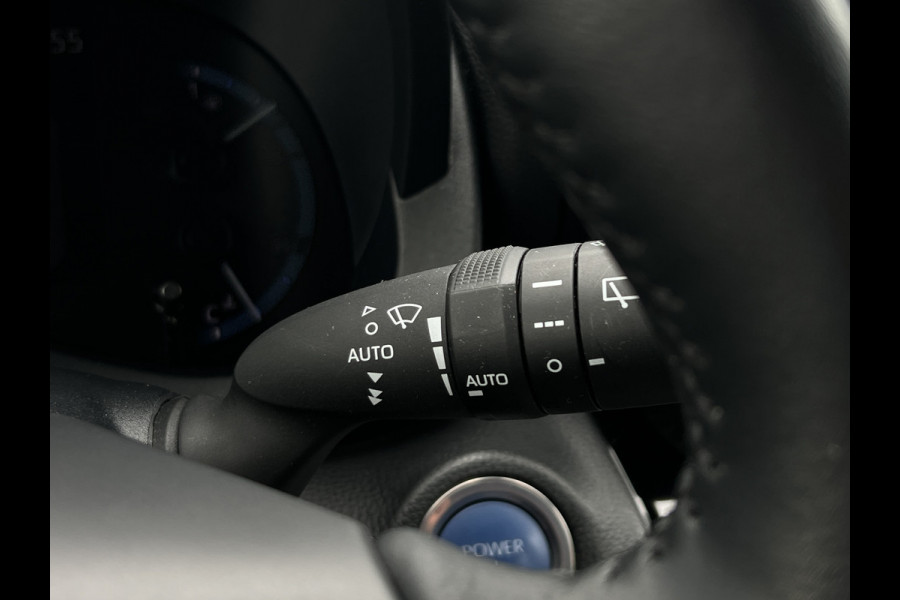 Toyota Yaris Cross 1.5 Hybrid Team D | Navi XL | Elek klep | Camera | Winter Pack