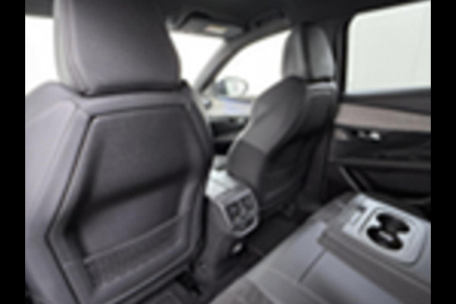 Peugeot 3008 1.6 HYbrid 225 GT BOMVOL! | ELEK. STOEL MET Massage & GEHEUGEN | VOORSTOELEN VERWARMD | ADAP. CRUISE | RIJKLAAR + 12 MND BOVAG GARANTIE | CAMERA VOOR & ACHTER | FOCAL AUDIO |
