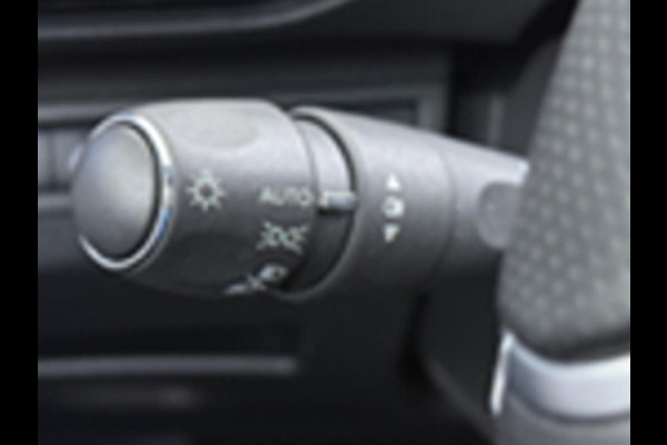 Peugeot 3008 1.6 HYbrid 225 GT BOMVOL! | ELEK. STOEL MET Massage & GEHEUGEN | VOORSTOELEN VERWARMD | ADAP. CRUISE | RIJKLAAR + 12 MND BOVAG GARANTIE | CAMERA VOOR & ACHTER | FOCAL AUDIO |
