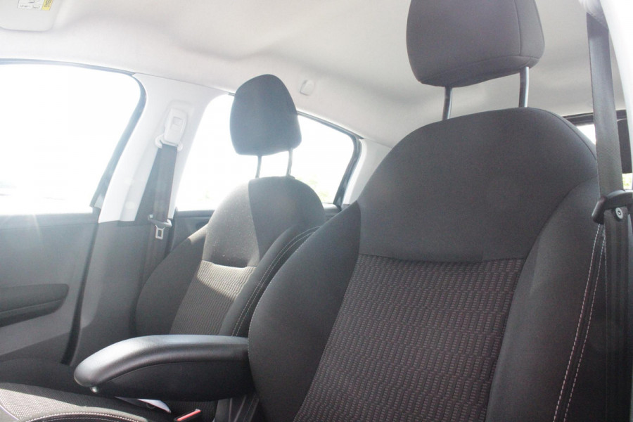 Peugeot 208 1.2 82PK BLUE LEASE | APPLE CARPLAY/ANDROID AUTO | NAVIGATIE | CRUISE CONTROL | AIRCO | AUX/USB |