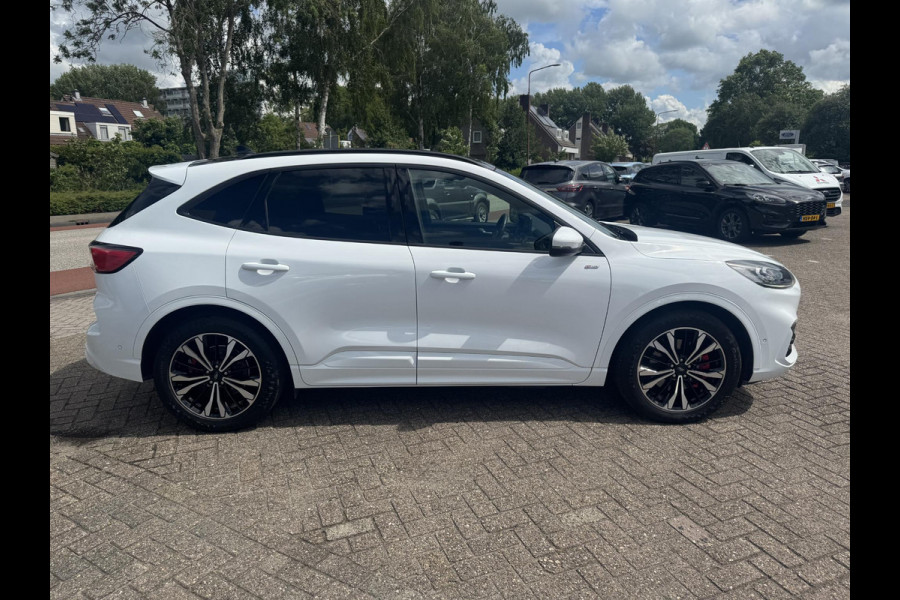 Ford Kuga 2.5 PHEV ST-Line X | SCI | 225pk | Adaptieve Cruise | Panoramadak | Winterpack | Head up Display | Rode Remklauwen | 19 inch velgen