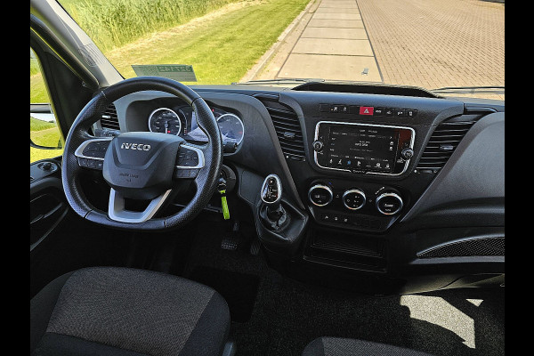 Iveco Daily 35S18 3.0L Automaat Led Camera Navi