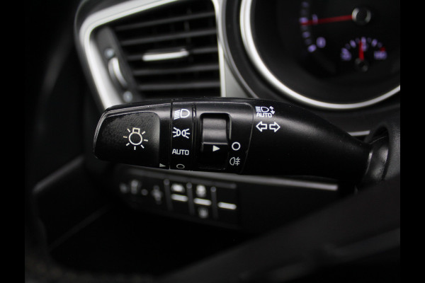 Kia Ceed Sportswagon 1.0 T-GDi DynamicLine CLIMATE | STOEL/STUURVERW | CARPLAY | LMV16 | DAB | LED | CRUISE | CAMERA