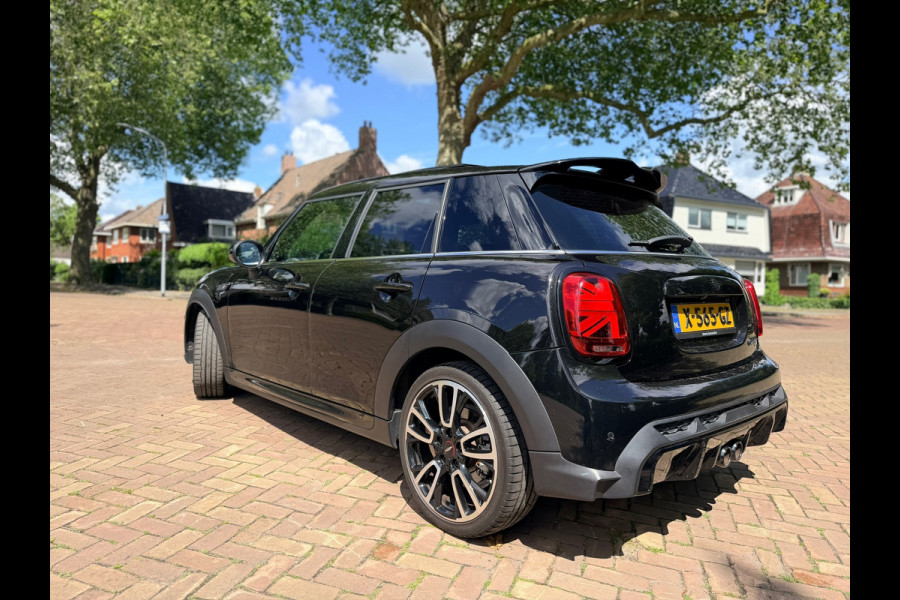 MINI Cooper S John Cooper Works | PANO | Carplay | BlackEd.