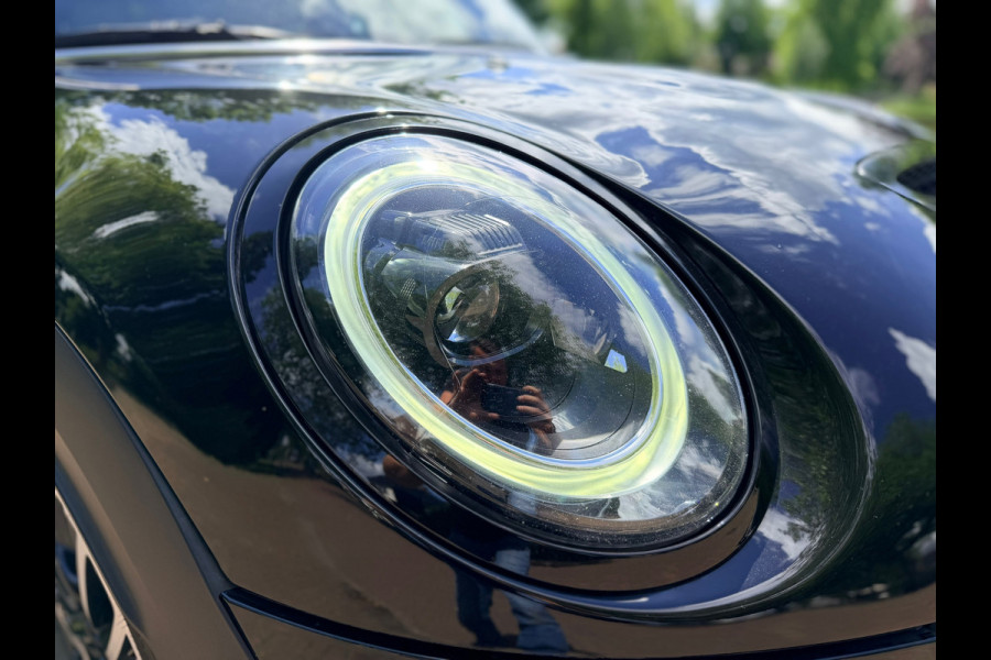 MINI Cooper S John Cooper Works | PANO | Carplay | BlackEd.