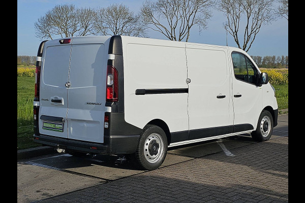 Renault Trafic 2.0 dCi 120pk T30 L2H1 Comfort airco, navi, pdc, trekhaak, stoelverw.