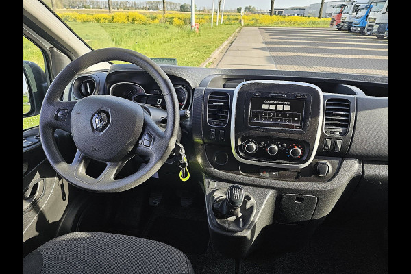 Renault Trafic 2.0 dCi 120pk T30 L2H1 Comfort airco, navi, pdc, trekhaak, stoelverw.
