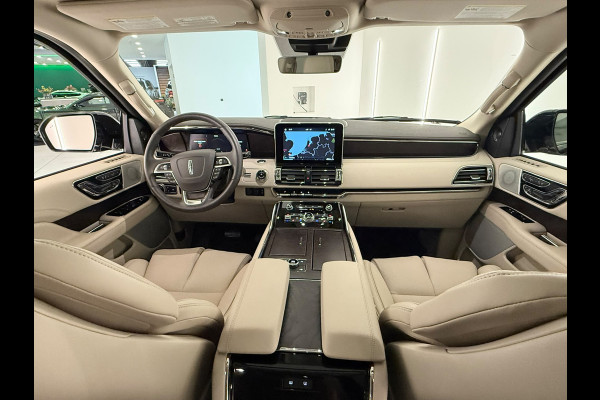 Lincoln Navigator 3.5L V6 Lang Preferred Grijs kenteken