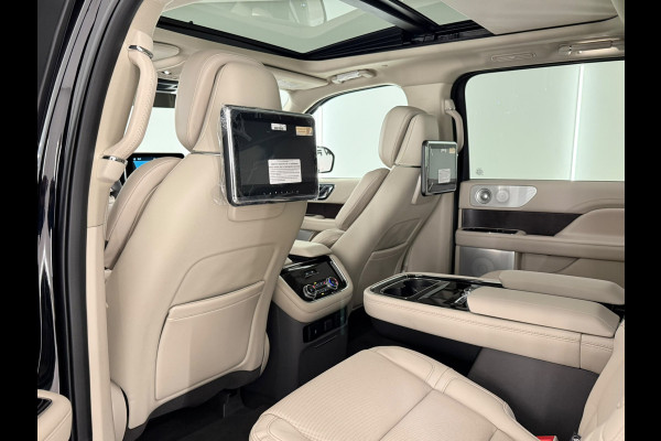 Lincoln Navigator 3.5L V6 Lang Preferred Grijs kenteken