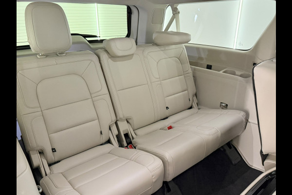 Lincoln Navigator 3.5L V6 Lang Preferred Grijs kenteken