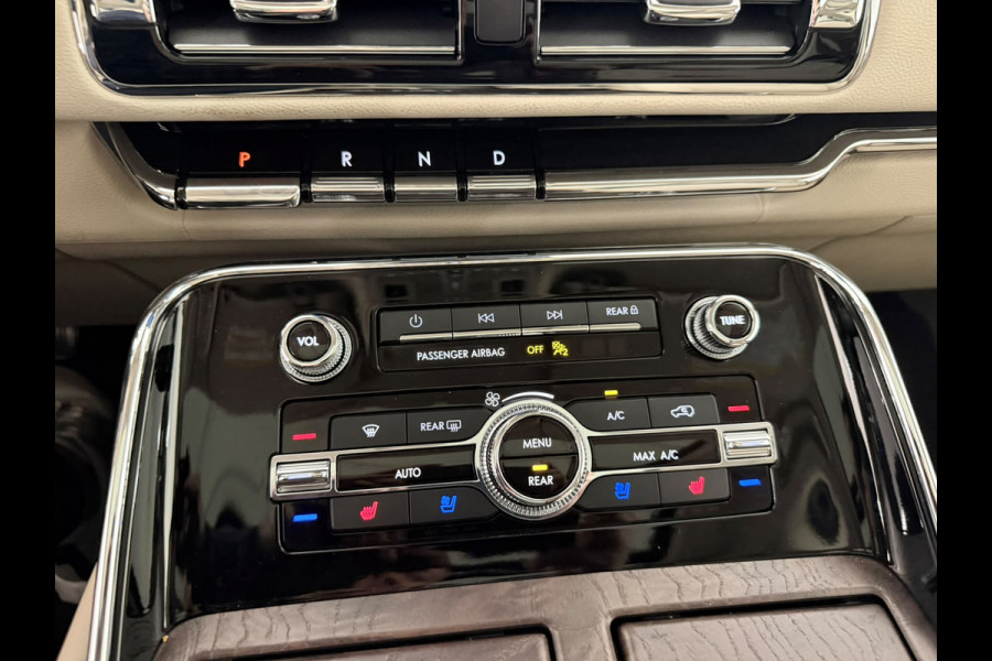 Lincoln Navigator 3.5L V6 Lang Preferred Grijs kenteken