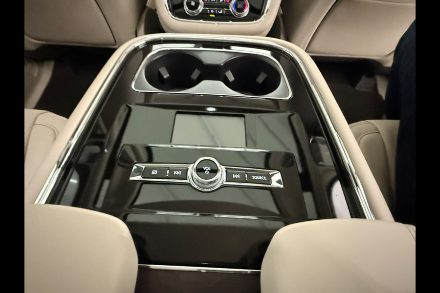 Lincoln Navigator 3.5L V6 Lang Preferred Grijs kenteken