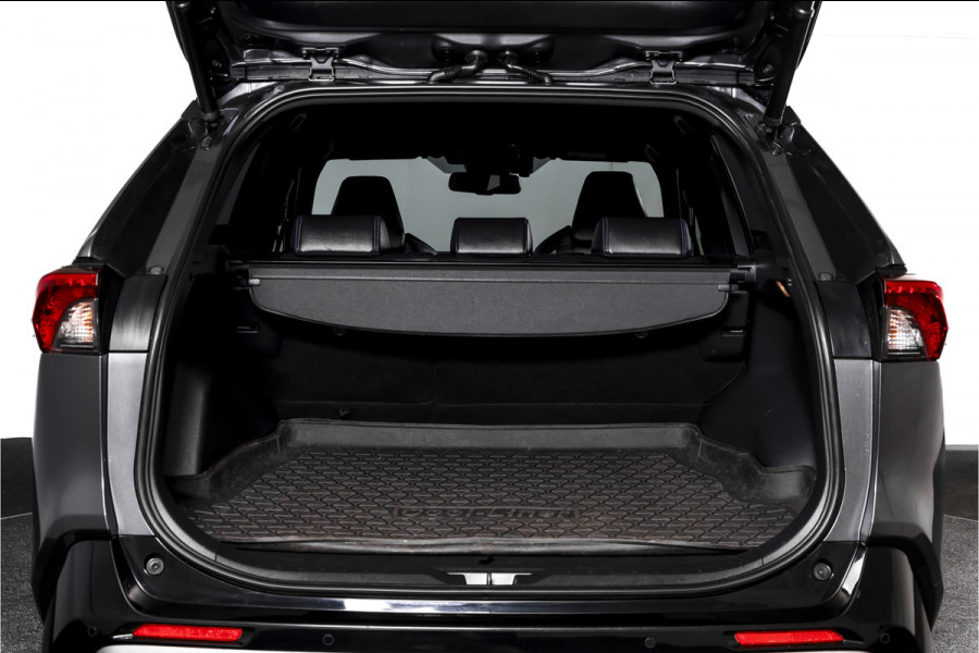 Toyota RAV4 2.5 Hybrid Bi-Tone | Adapt. Cruise | Winterpakket | PDC | Camera | App. Connect | ECC | Elek. Klep | Afn. Trekhaak | LM 18" |