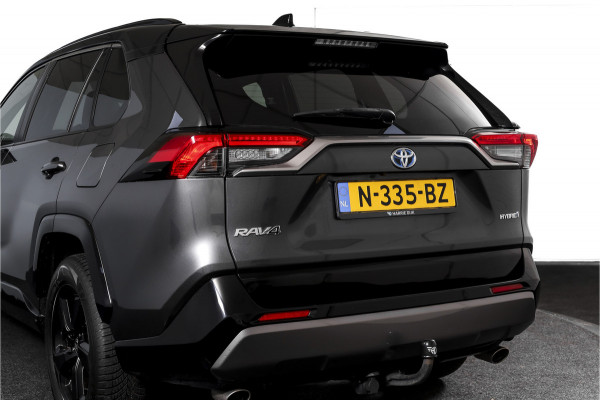 Toyota RAV4 2.5 Hybrid Bi-Tone | Adapt. Cruise | Winterpakket | PDC | Camera | App. Connect | ECC | Elek. Klep | Afn. Trekhaak | LM 18" |