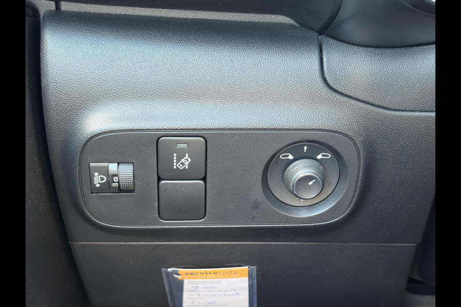 Citroën C3 1.2 PureTech S&S Feel Apple Carplay/Android,Trekhaak,Pdc,Navi,Clima,Cruise,Dealer Onderhouden,Rijstrooksensor,Apk tot 06-2027