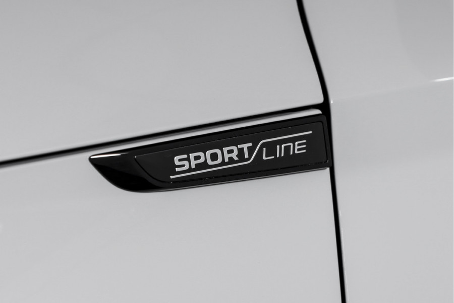 Škoda Octavia Combi 1.5 TSI MHEV 150 PK Sportline Tour | Elek. Trekhaak | Matrix Led | Adapt. Cruise | Winterpakket | 13 inch Navi | Camera | NAV + App. Connect | ECC | Elek. Klep | LM 18" |