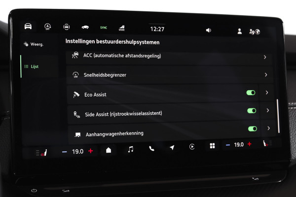Škoda Octavia Combi 1.5 TSI MHEV 150 PK Sportline Tour | Elek. Trekhaak | Matrix Led | Adapt. Cruise | Winterpakket | 13 inch Navi | Camera | NAV + App. Connect | ECC | Elek. Klep | LM 18" |