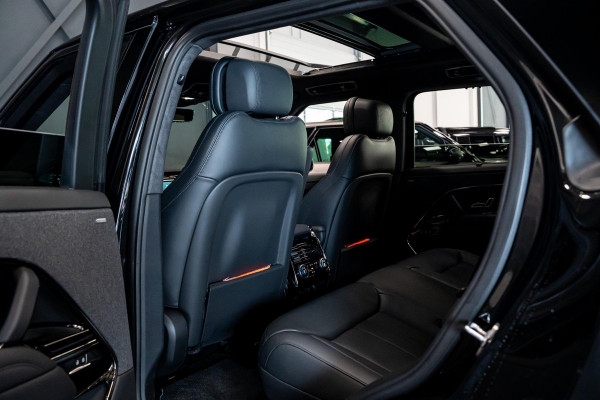 Land Rover Range Rover Sport 3.0 P550e Autobiography *AWD-Besturing / Stoelventilatie + Massage / Panorama / HUD / Standkachel / Soft-Close*