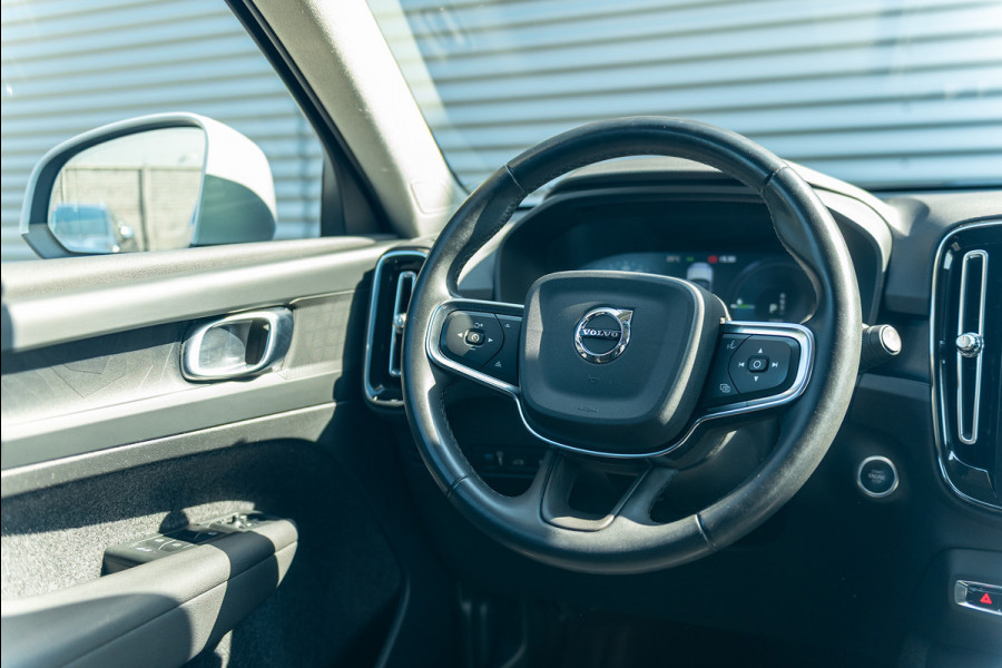Volvo XC40 T4 Aut. Plug-in Hybrid Leder Parkeercamera 211pk