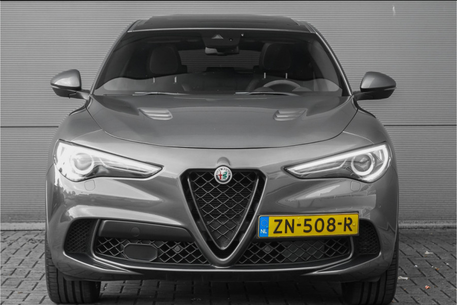 Alfa Romeo Stelvio 2.9 V6 AWD Quadrifoglio Pano H&K Carbon ACC Squadra NL Auto