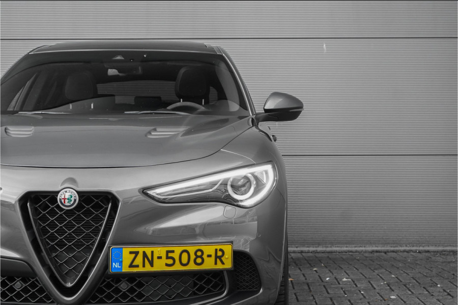 Alfa Romeo Stelvio 2.9 V6 AWD Quadrifoglio Pano H&K Carbon ACC Squadra NL Auto