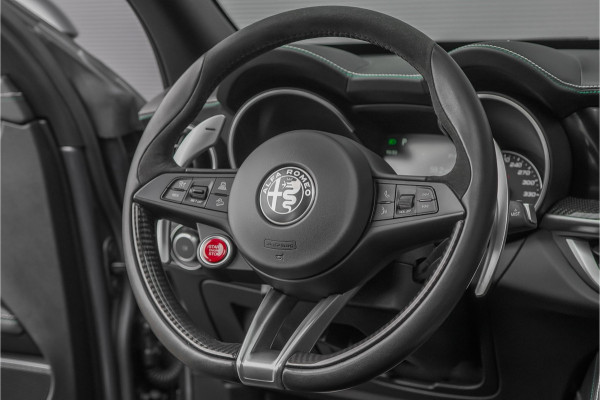 Alfa Romeo Stelvio 2.9 V6 AWD Quadrifoglio Pano H&K Carbon ACC Squadra NL Auto
