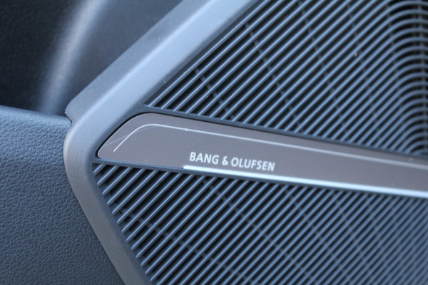 Audi Q5 50 TFSI e 299pk S edition Luchtvering RS Stoelen Panoramadak 21"LMV SoH 93% NL-Auto NAP