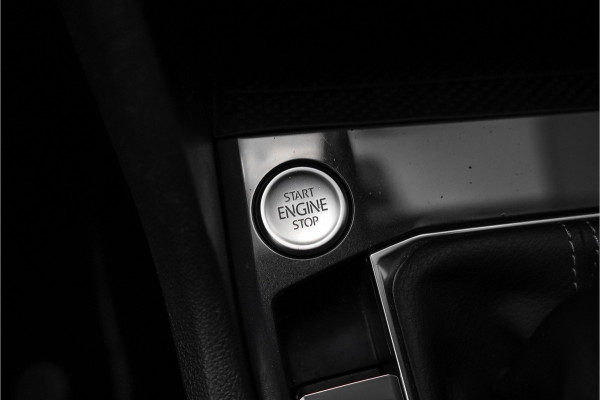 Volkswagen Tiguan 1.4 TSI eHybrid R-Line HUD ACC Black Pack Elek Trekhaak IQ Light