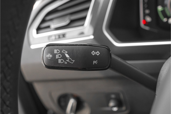 Volkswagen Tiguan 1.4 TSI eHybrid R-Line HUD ACC Black Pack Elek Trekhaak IQ Light