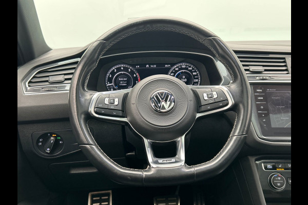 Volkswagen Tiguan 2.0 TSI 4Motion Highline R-Line | Pano/Dak | Leder | Apple/Carplay | Virtual | Stoelverwarming